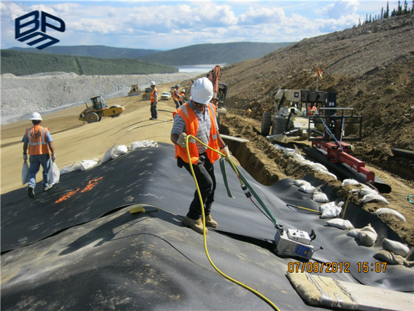 ������������Ĥ�������������񹤳�